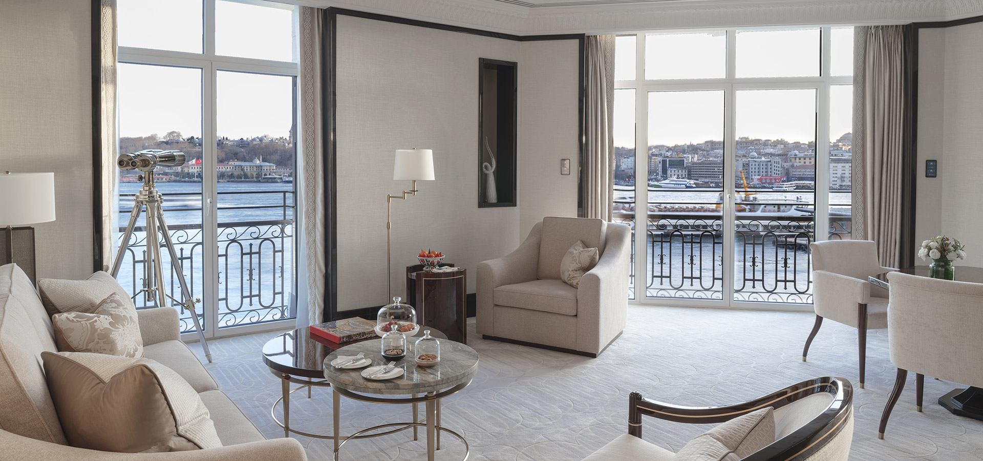 
	The Peninsula Istanbul
