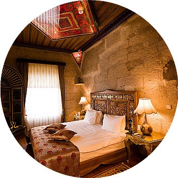 <p>
	Museum<br />
	Hotel</p>
